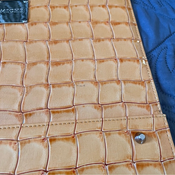 The Chloe Classic Shell for a Miche Base Bag - Picture 8 of 8